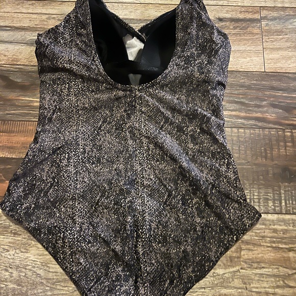 Byron Blue Australia one piece size 12 - Picture 7 of 11